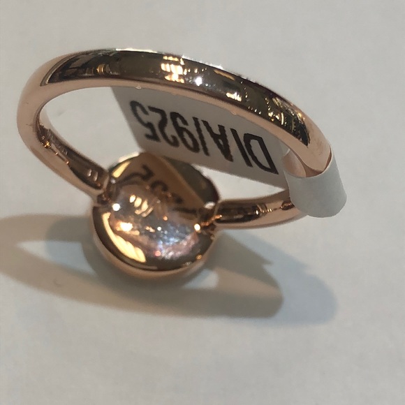Silver rose gold with diamond ring. - Picture 4 of 7
